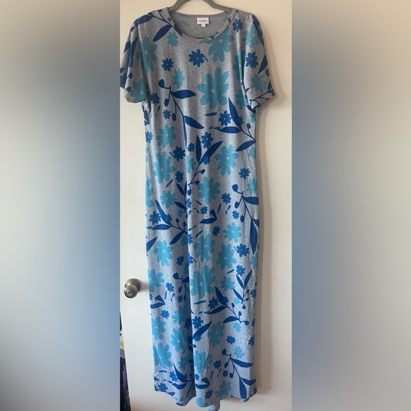 Comfortable maxi dress - Picture 1 of 2